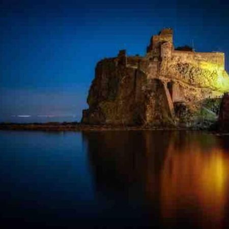 Malavoglia Suite 18 Aci Castello Buitenkant foto